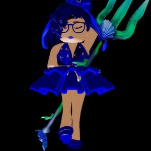 Meet your Posher, Chloe